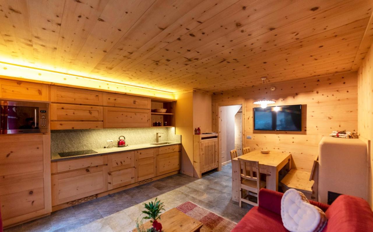Al Bait Del Legn Apartment Бормио Екстериор снимка